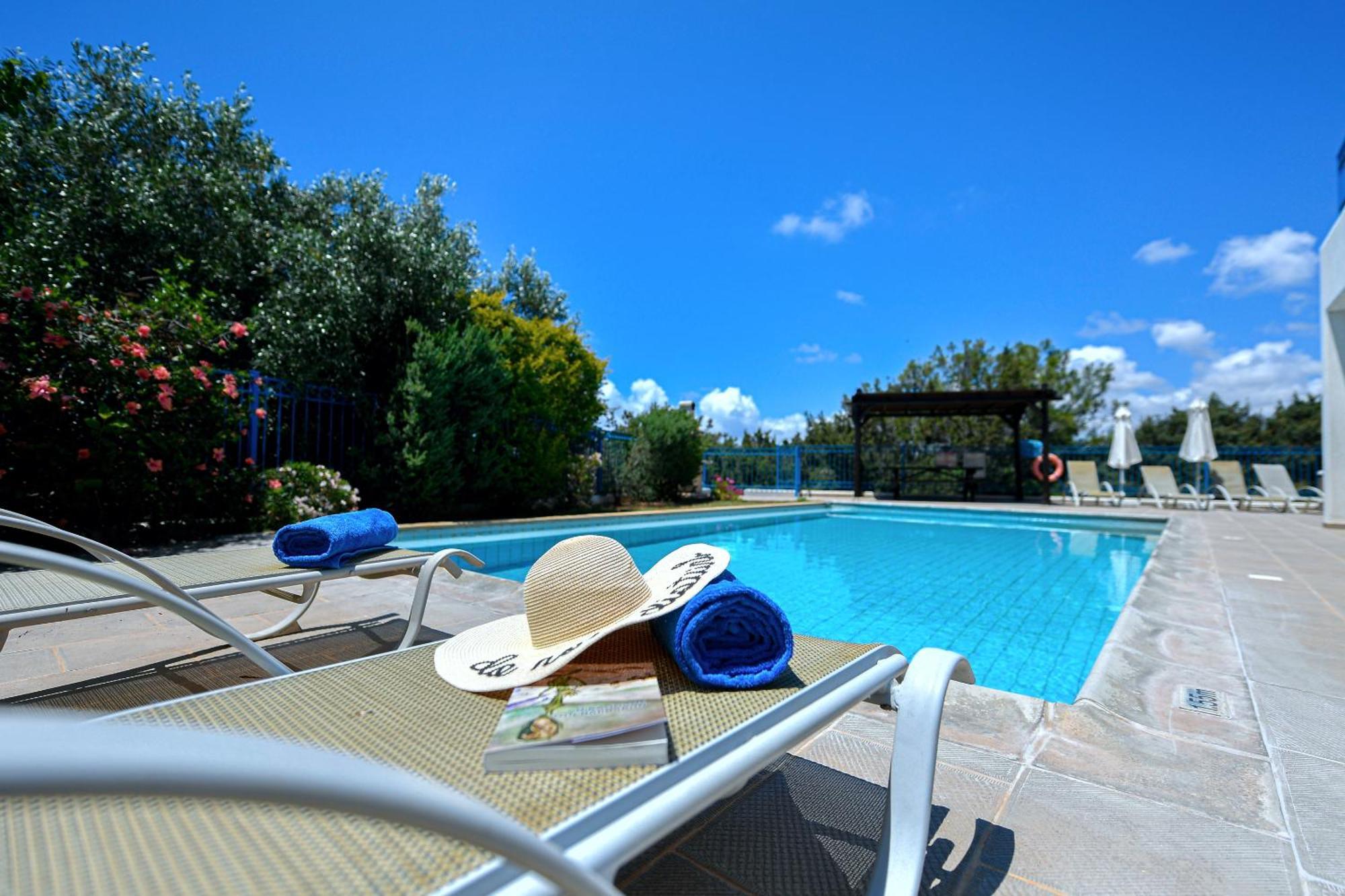 Azzurro Holiday Villas 페이야 외부 사진
