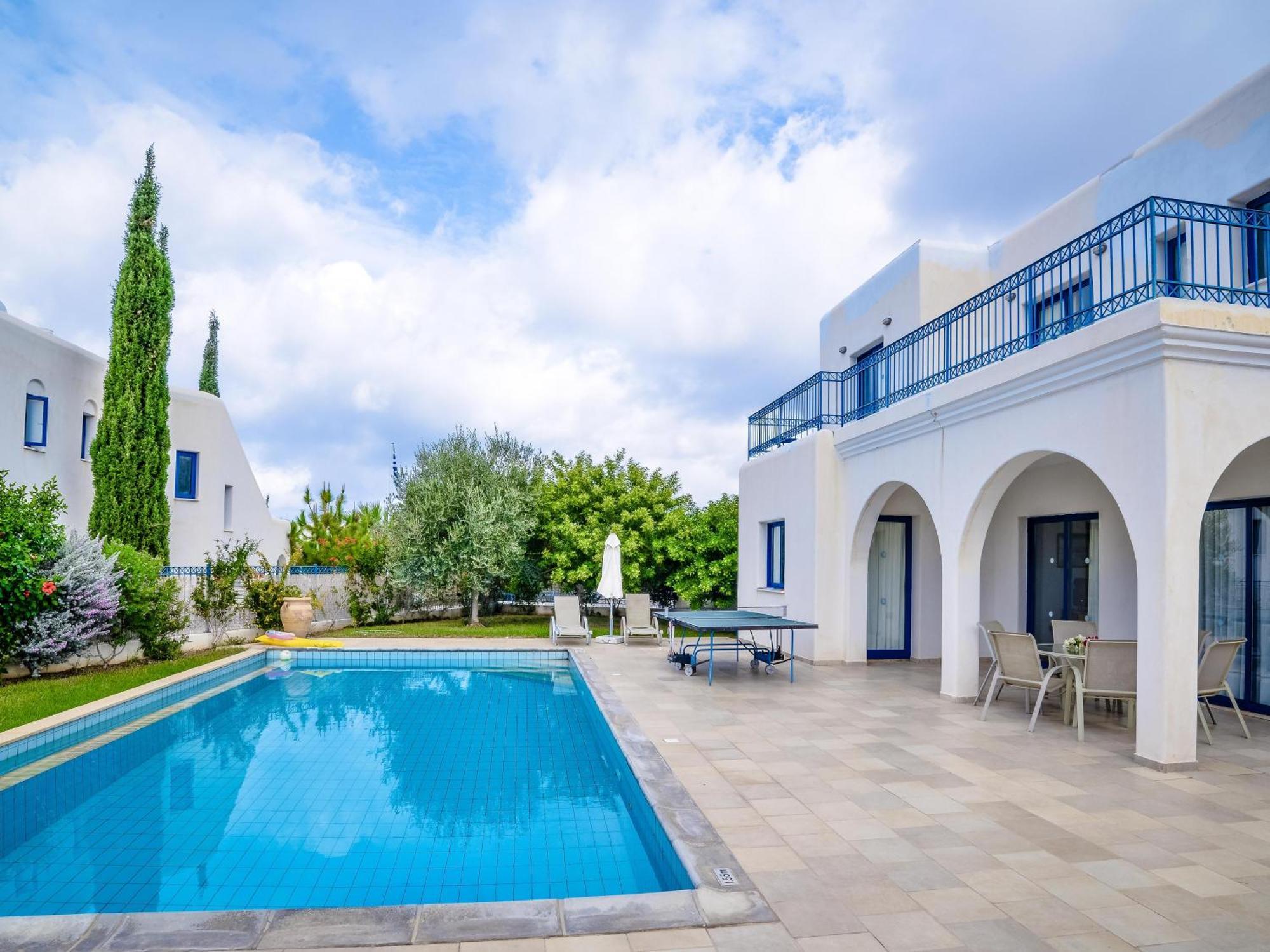 Azzurro Holiday Villas 페이야 외부 사진