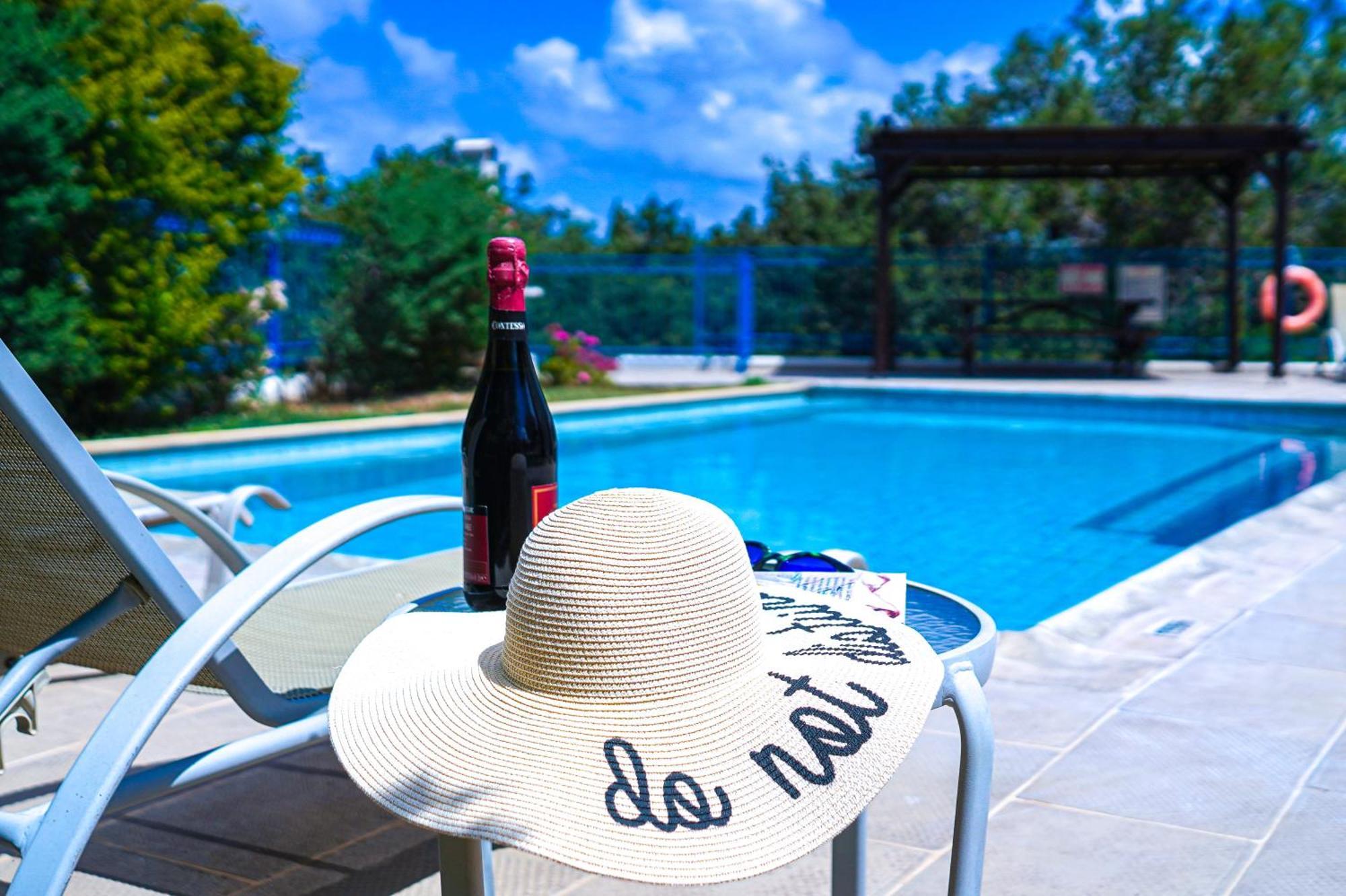 Azzurro Holiday Villas 페이야 외부 사진