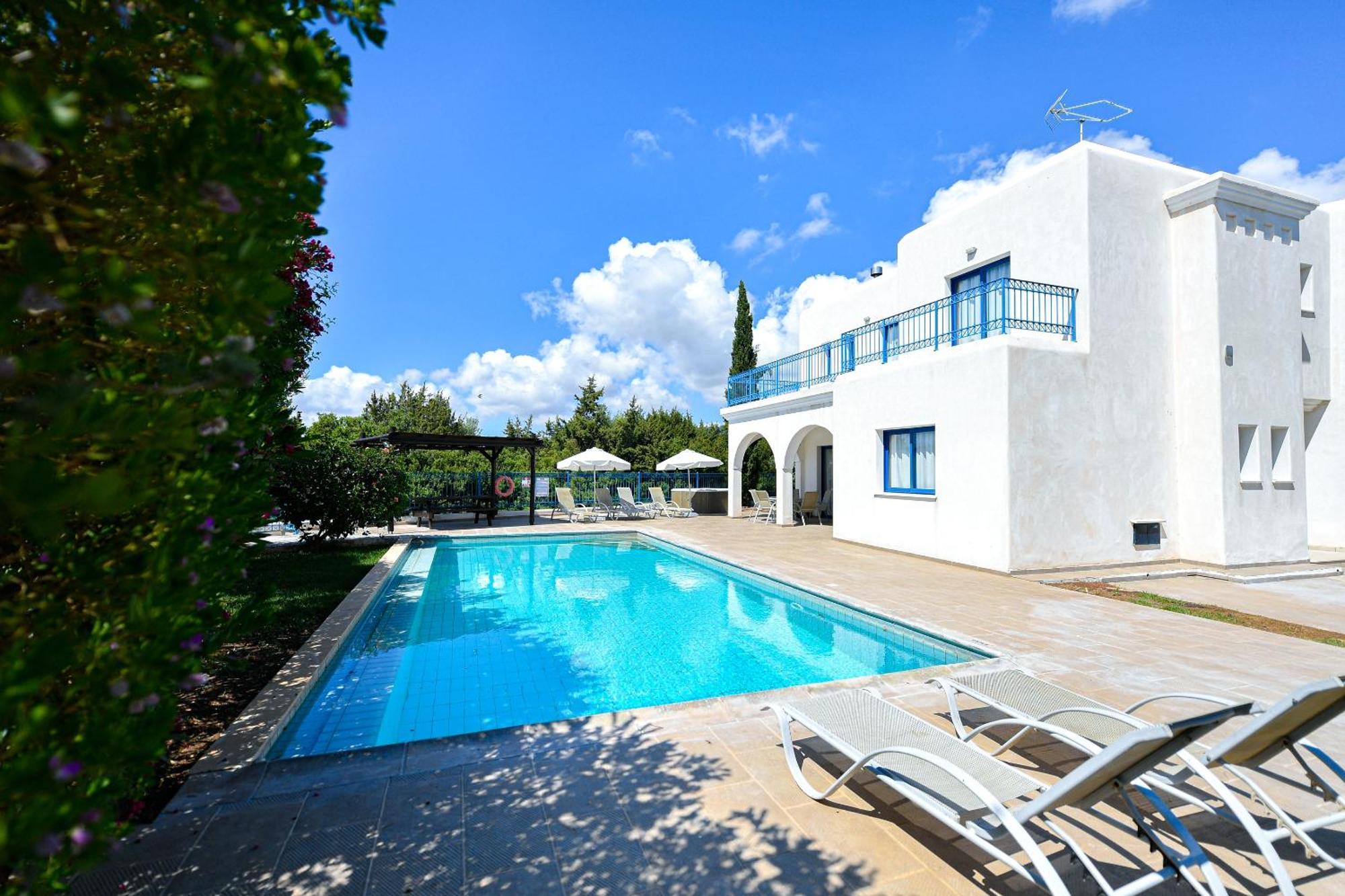 Azzurro Holiday Villas 페이야 외부 사진