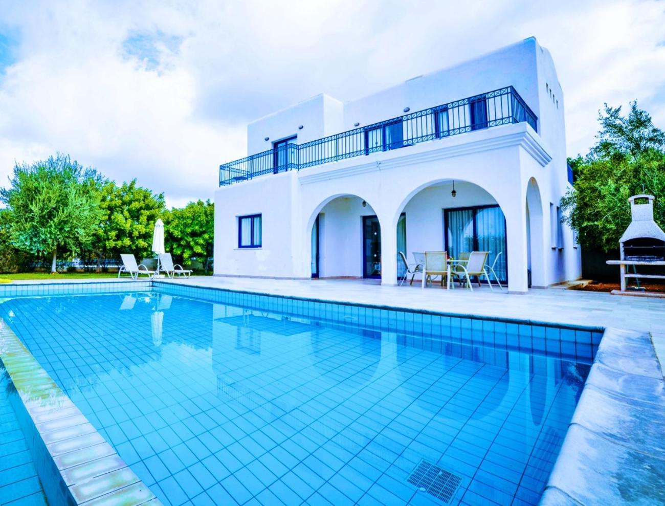Azzurro Holiday Villas 페이야 외부 사진