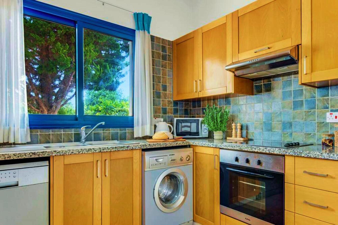 Azzurro Holiday Villas 페이야 외부 사진