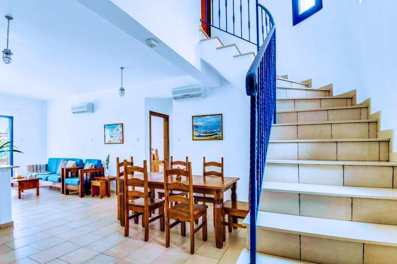 Azzurro Holiday Villas 페이야 외부 사진
